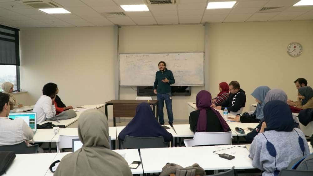 Dr. Enis Doko ile Popüler Bilim Atölyesi Başladı