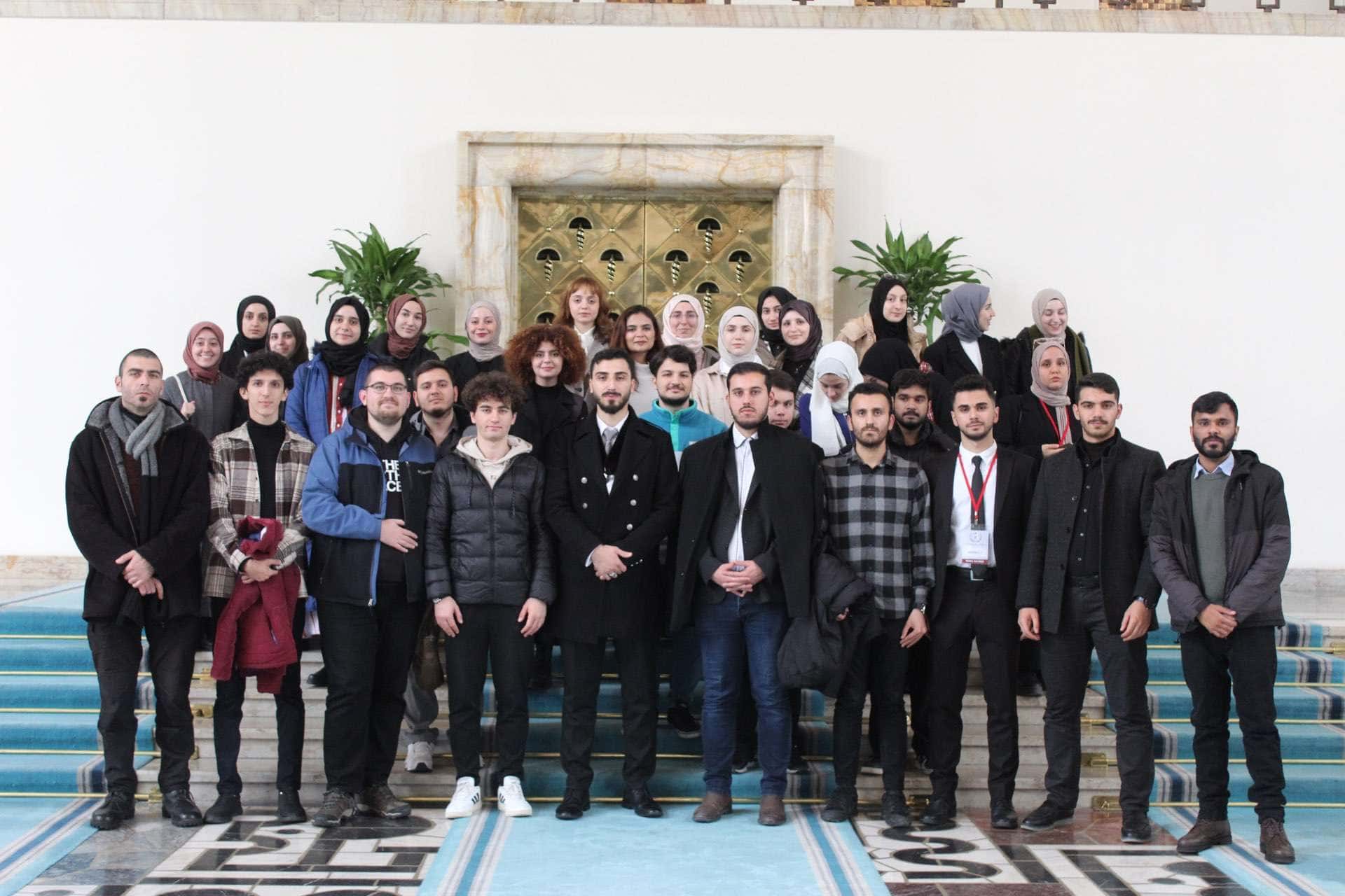 Öğrencilerimiz Ankara Gezisinde Resmî Kurumları Ziyaret Etti
