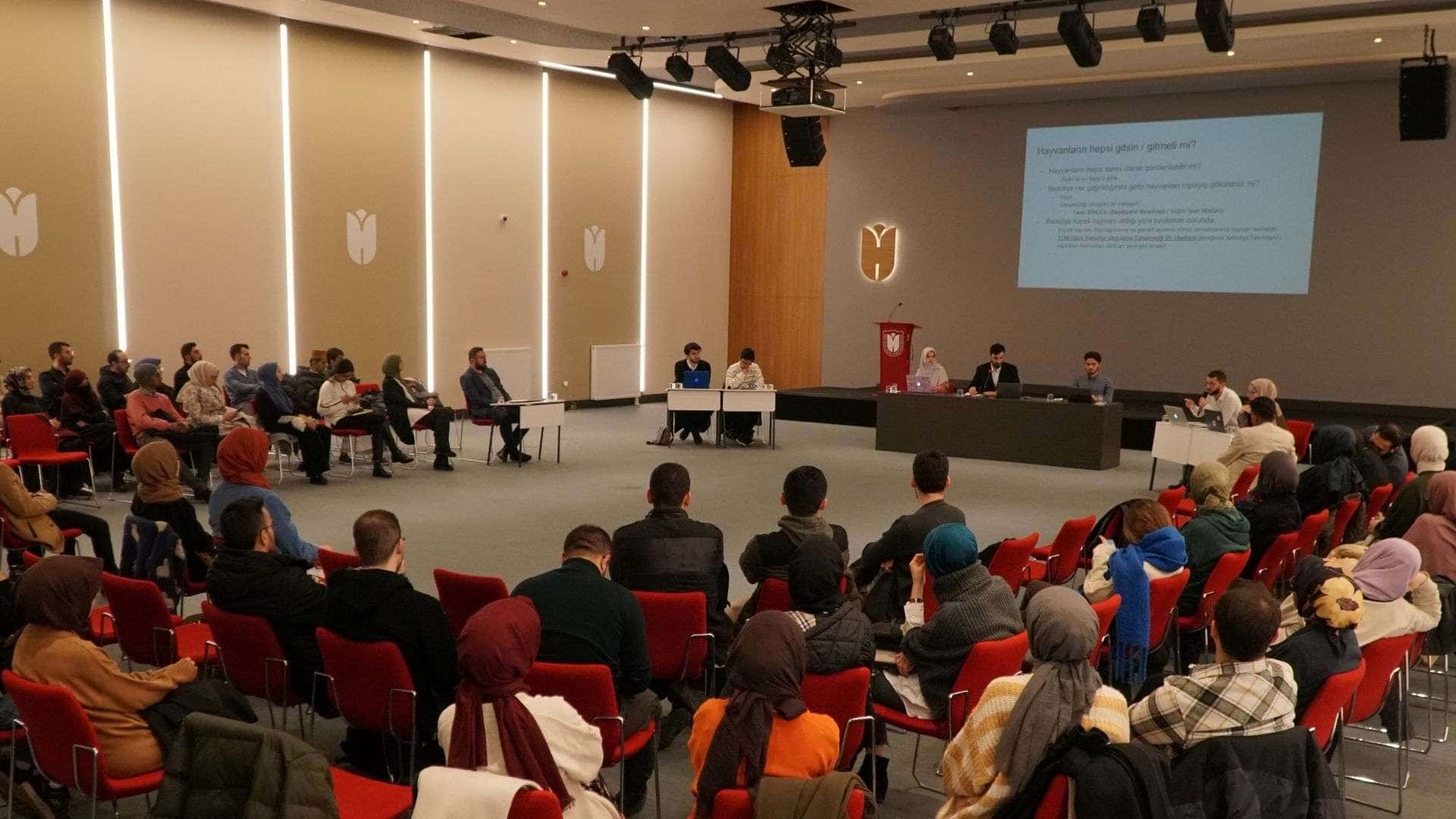 'Meşverete Doğru: Tartışma' Programında Kampüsümüzdeki Hayvanların Durumu Konuşuldu