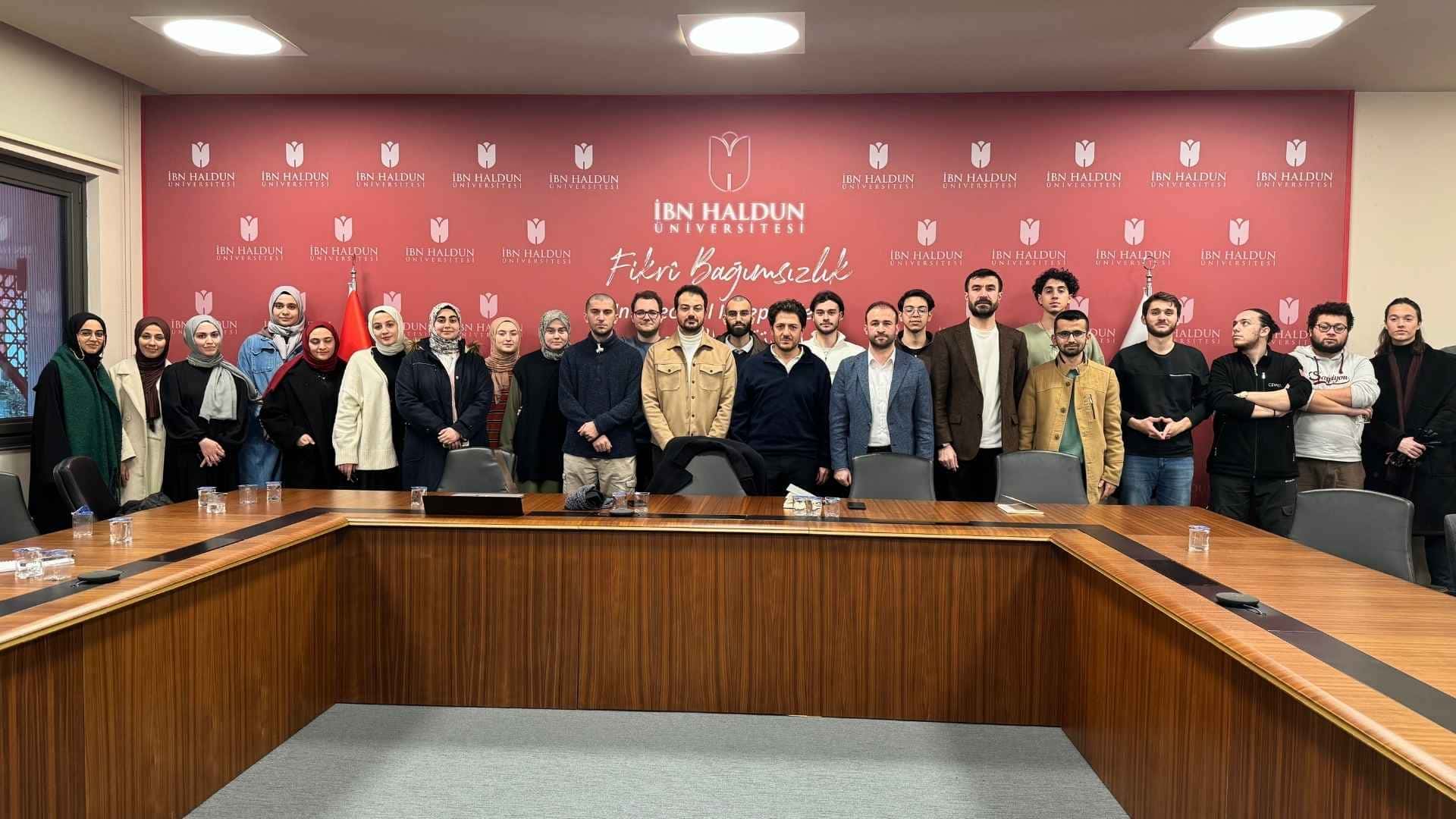 İHÜ Öğrenci Kulüp Yöneticileri Bir Araya Geldik